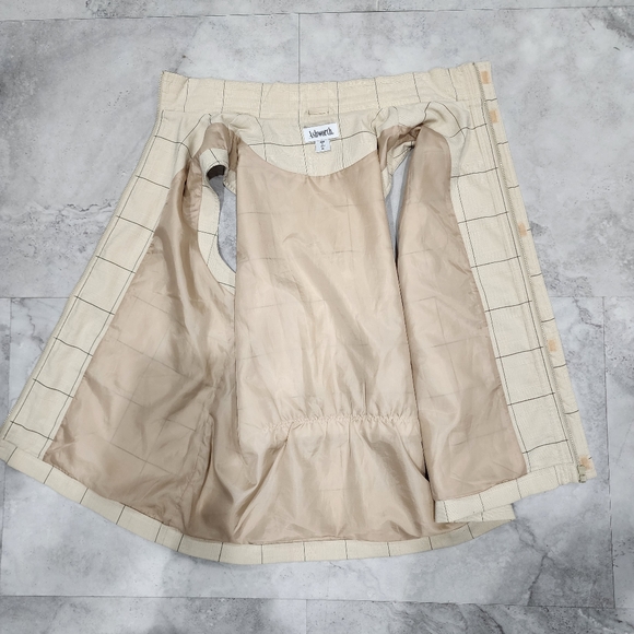 Ashworth Plaid Vest Lined Beige With Two Pockets and Closures, Size Medium - Picture 6 of 10